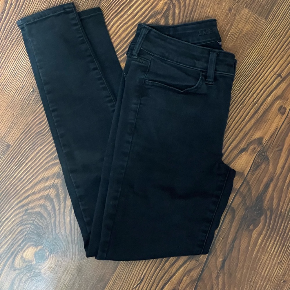American Eagle next level stretch black size 6